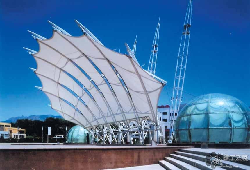 同江车棚膜结构网架